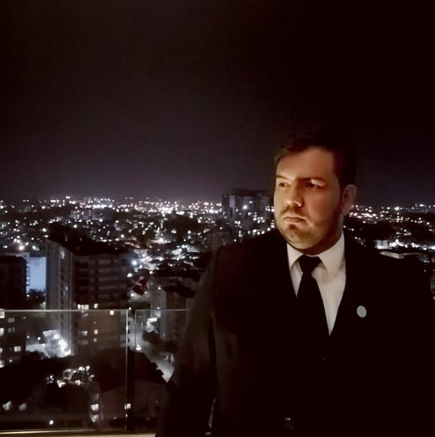 Pedro Santiago Marín Díaz, abogado litigante